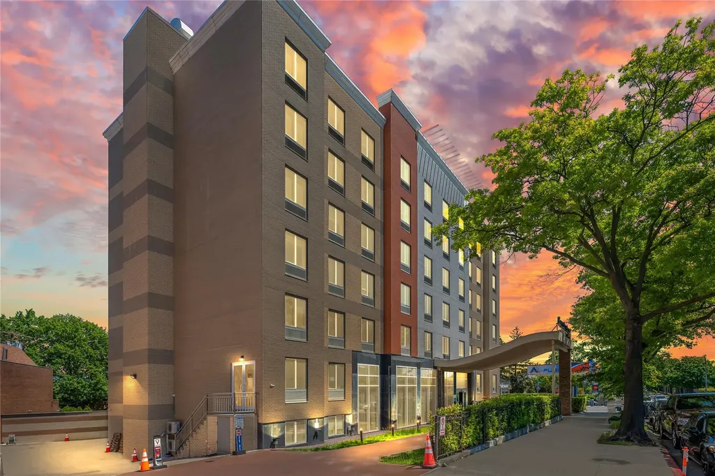 18331 Horace Harding Expressway Fresh Meadows NY 11365