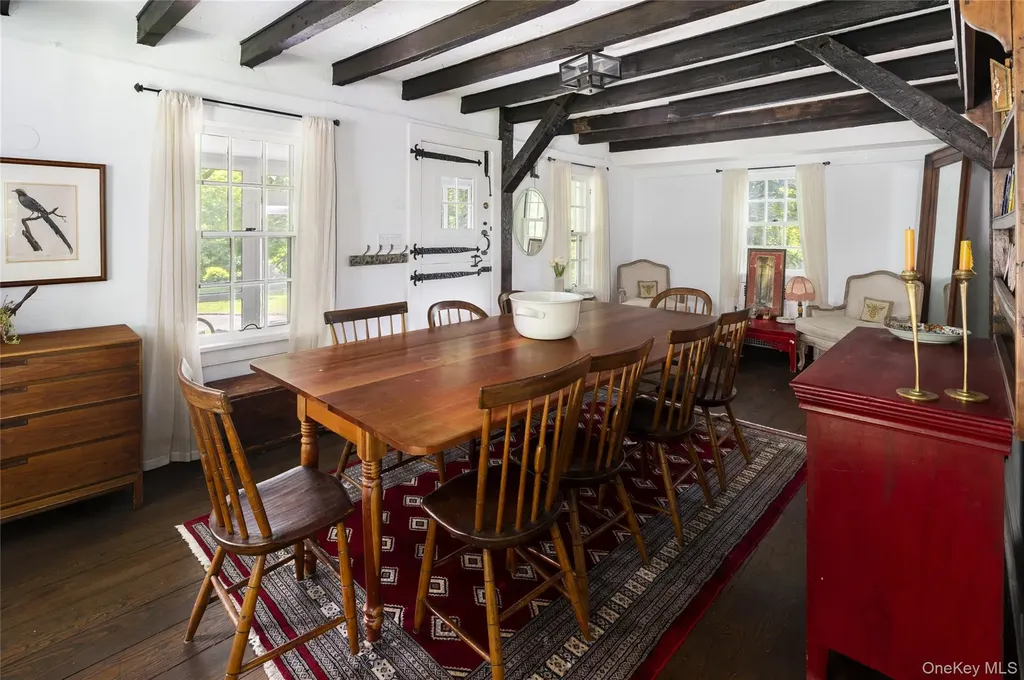 69 Whippoorwill Road Armonk NY 10504