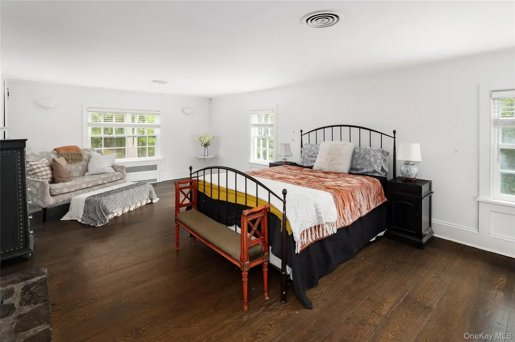 69 Whippoorwill Road Armonk NY 10504