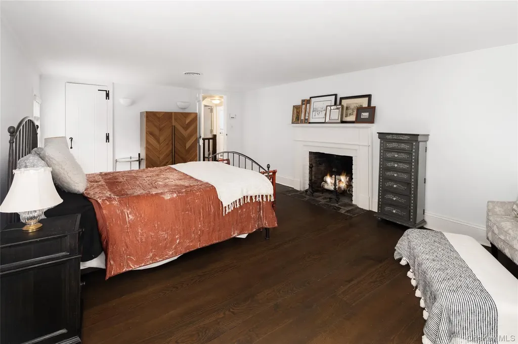 69 Whippoorwill Road Armonk NY 10504
