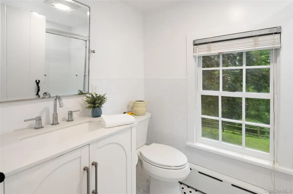 69 Whippoorwill Road Armonk NY 10504