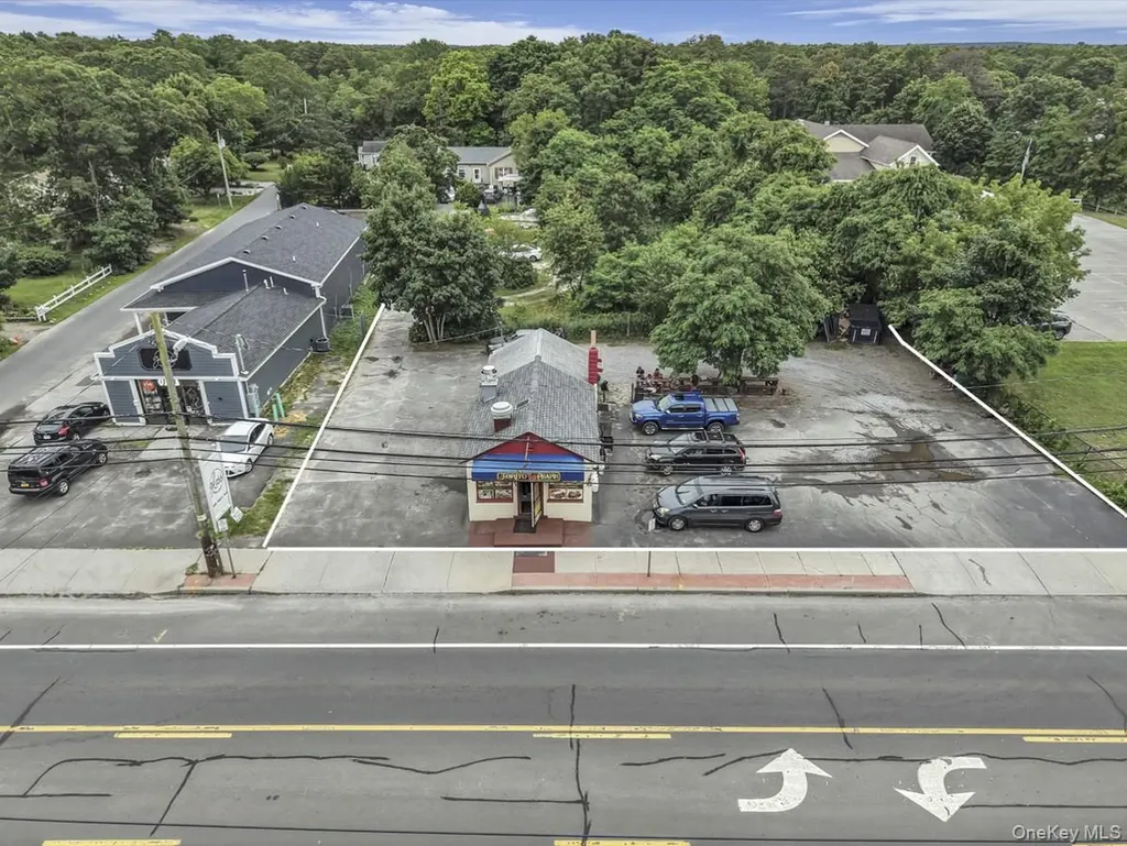 669 Flanders Road Flanders NY 11901