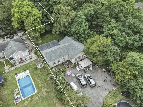 669 Flanders Road Flanders NY 11901