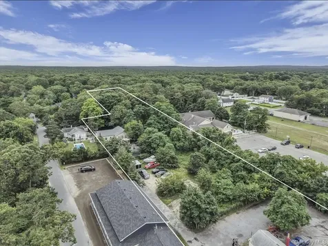 669 Flanders Road Flanders NY 11901