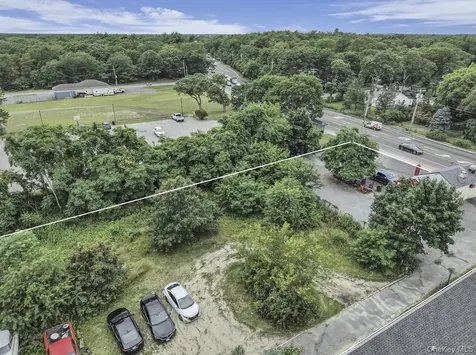 669 Flanders Road Flanders NY 11901