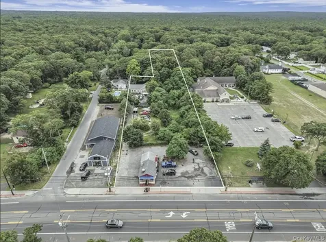 669 Flanders Road Flanders NY 11901