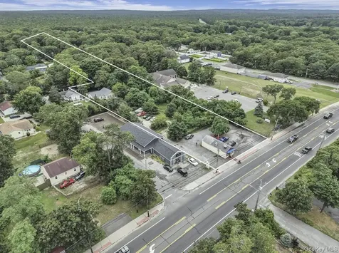 669 Flanders Road Flanders NY 11901