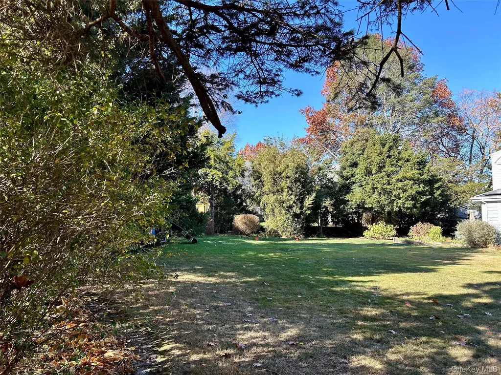 477 Manor Lane Pelham NY 10803