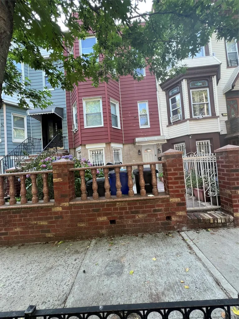 1205 Hancock Street Brooklyn NY 11221