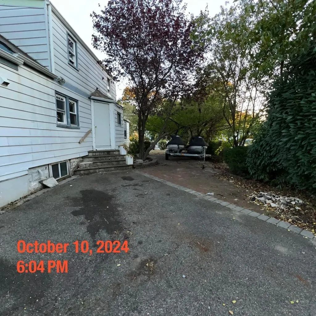 93 Woodside Avenue Freeport NY 11520