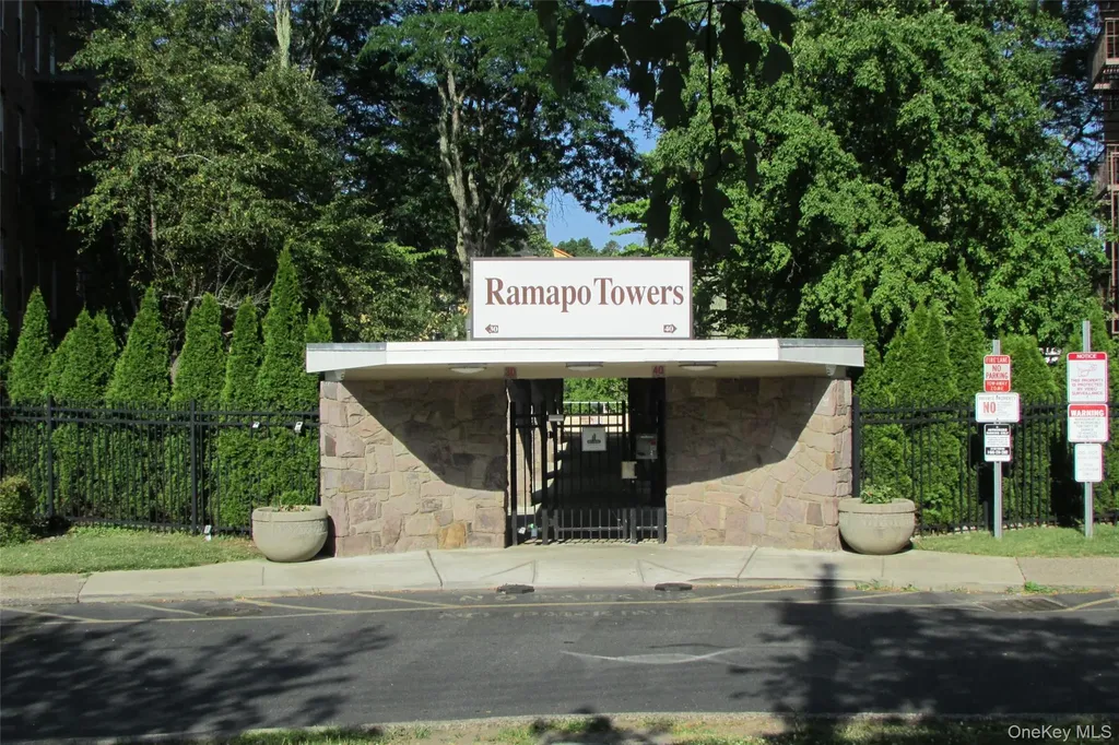 30 S Cole Avenue Spring Valley NY 10977