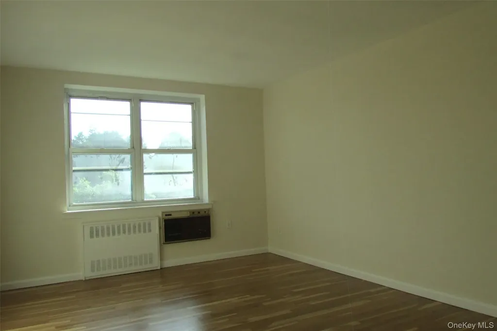 30 S Cole Avenue Spring Valley NY 10977