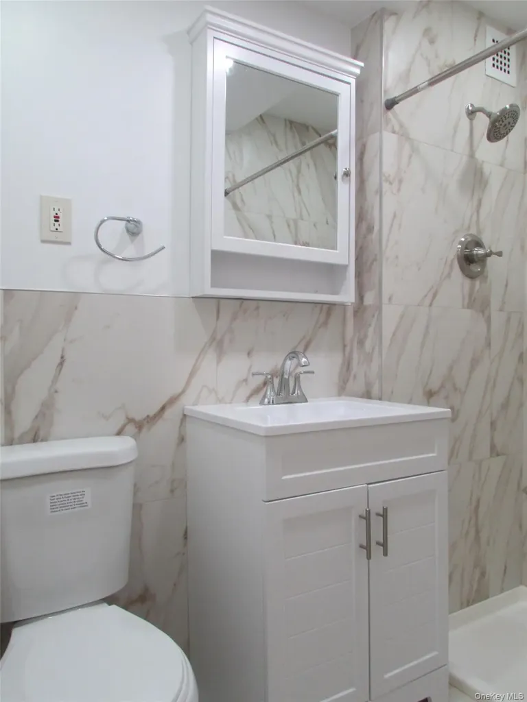 30 S Cole Avenue Spring Valley NY 10977