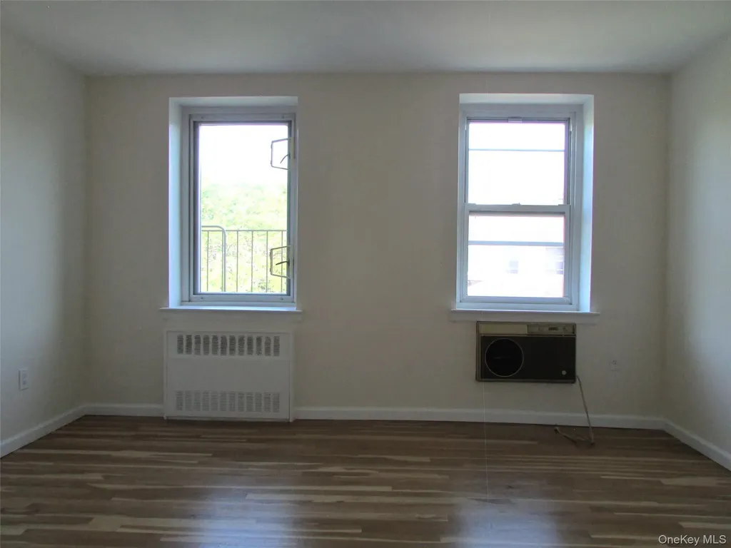30 S Cole Avenue Spring Valley NY 10977