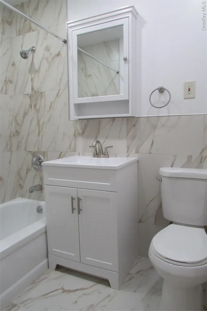30 S Cole Avenue Spring Valley NY 10977