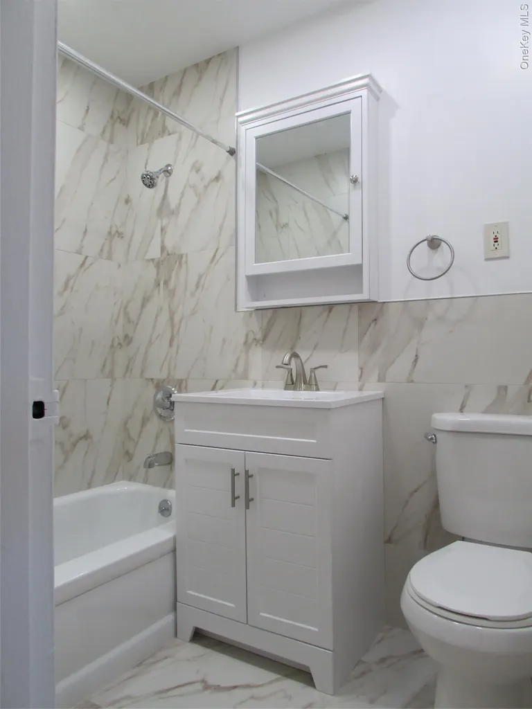30 S Cole Avenue Spring Valley NY 10977