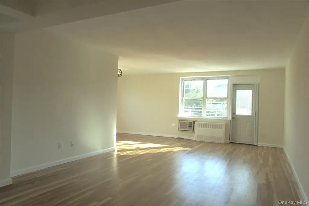 30 S Cole Avenue Spring Valley NY 10977