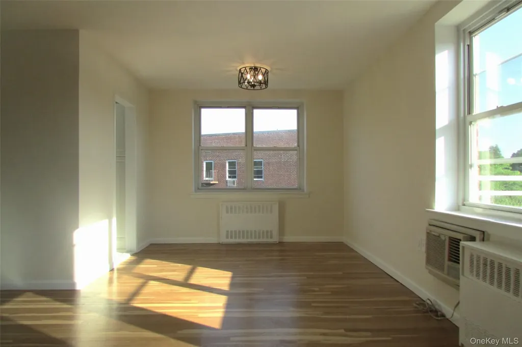 30 S Cole Avenue Spring Valley NY 10977