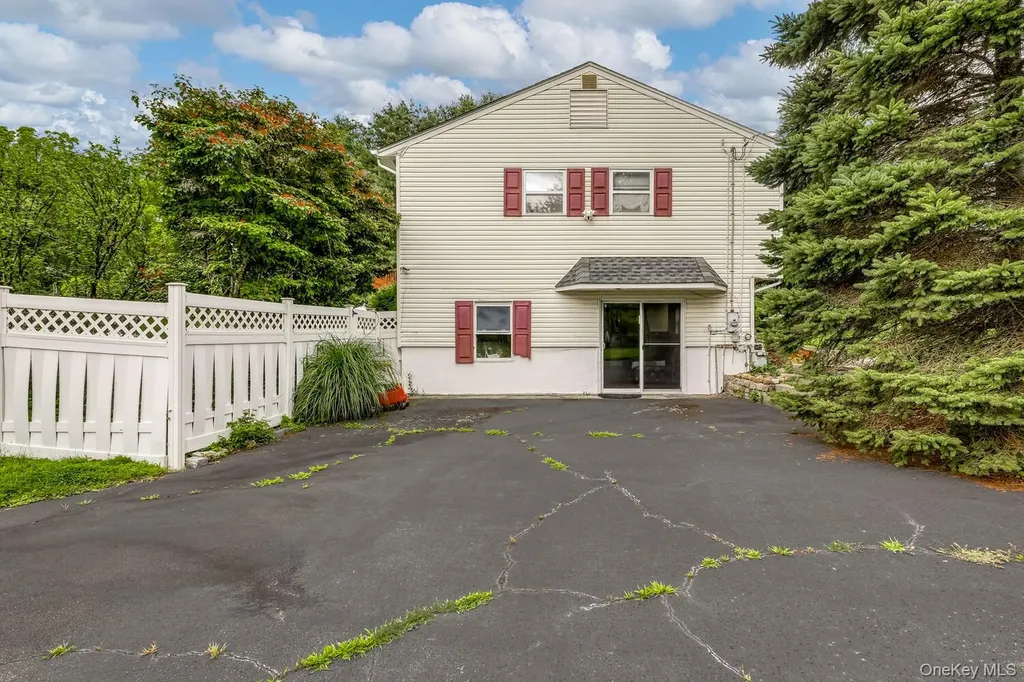 28 Lime Kiln Road Suffern NY 10901