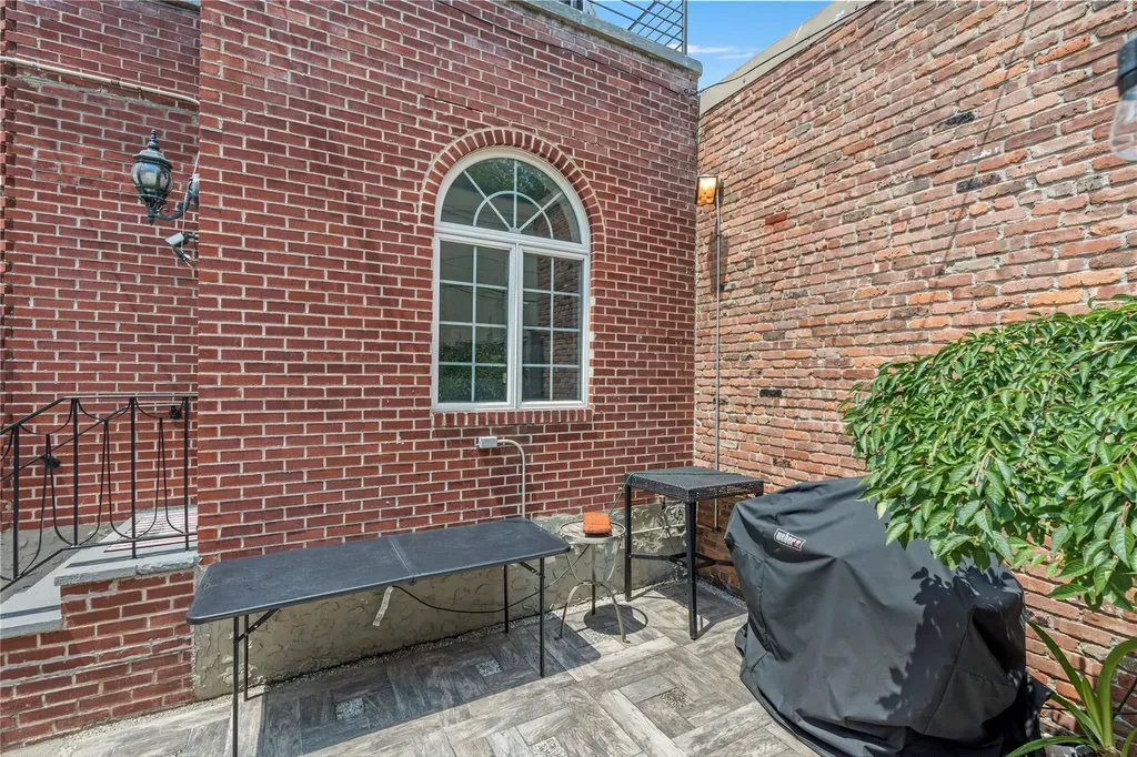 8419 Fort Hamilton Parkway Brooklyn NY 11209