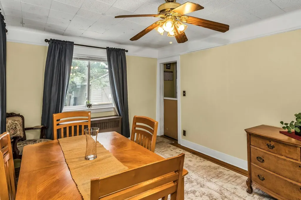 8748 252nd Street Bellerose NY 11426