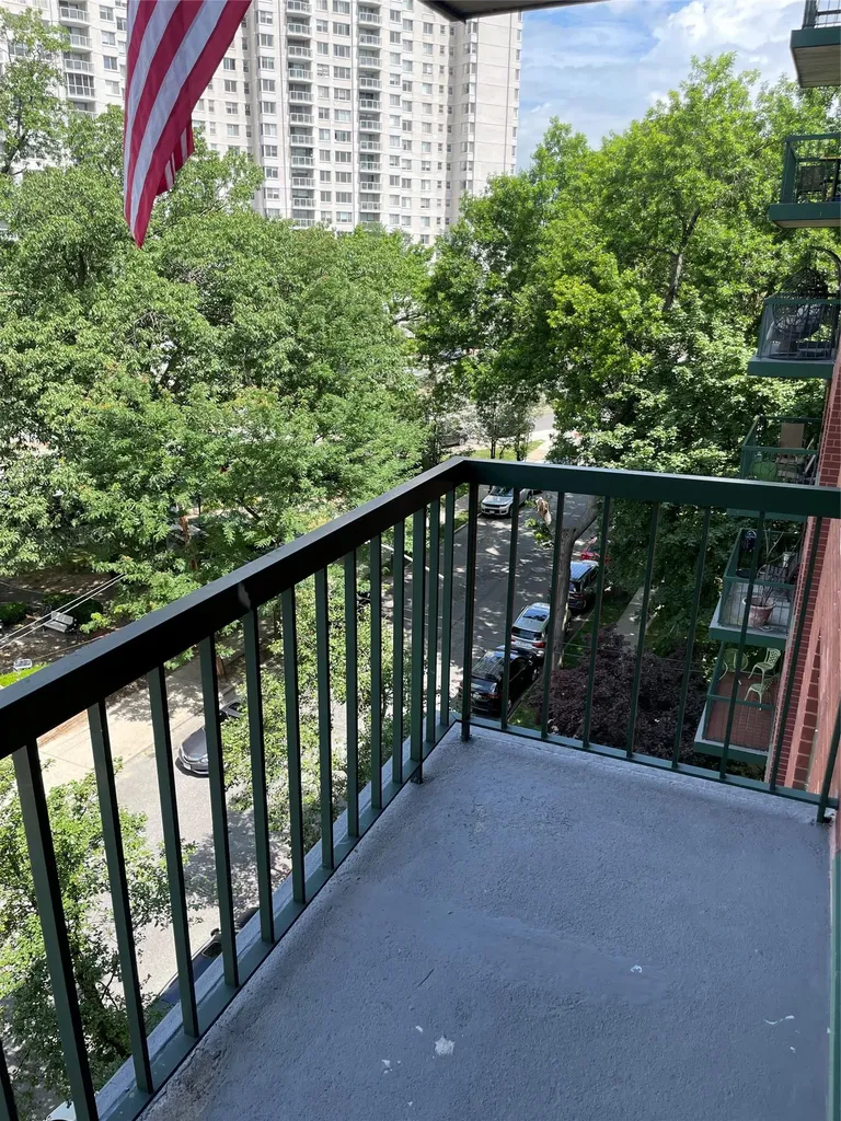 3220 Fairfield Avenue Bronx NY 10463