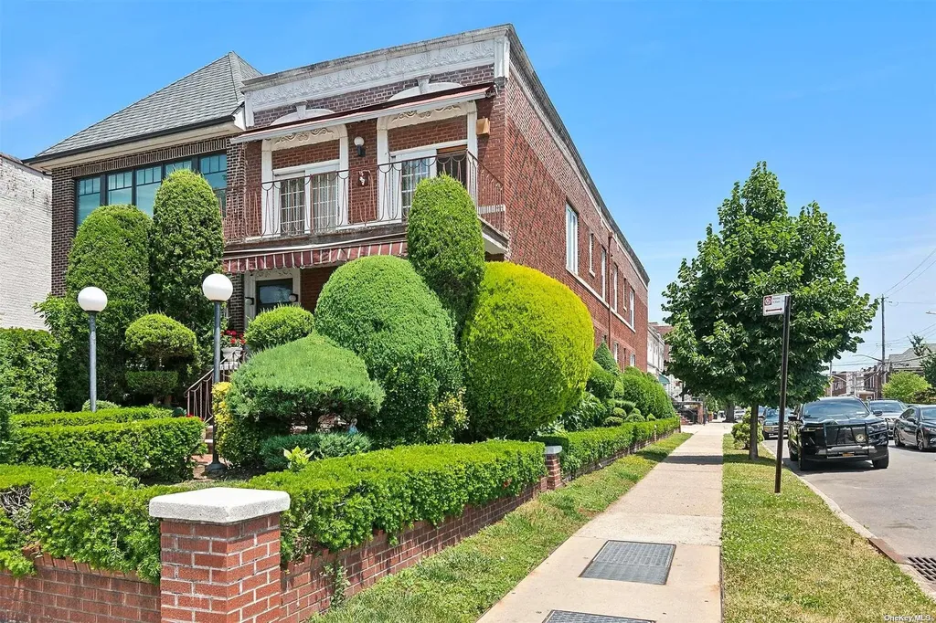 2295 Ocean Parkway Brooklyn NY 11223