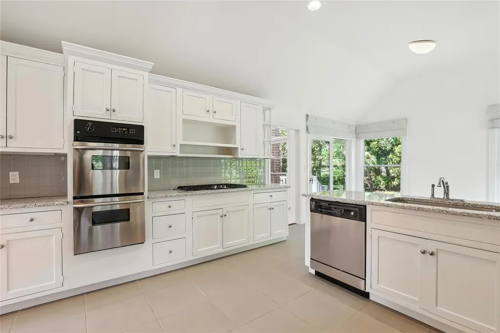 9 Glenbrooke Drive White Plains NY 10605