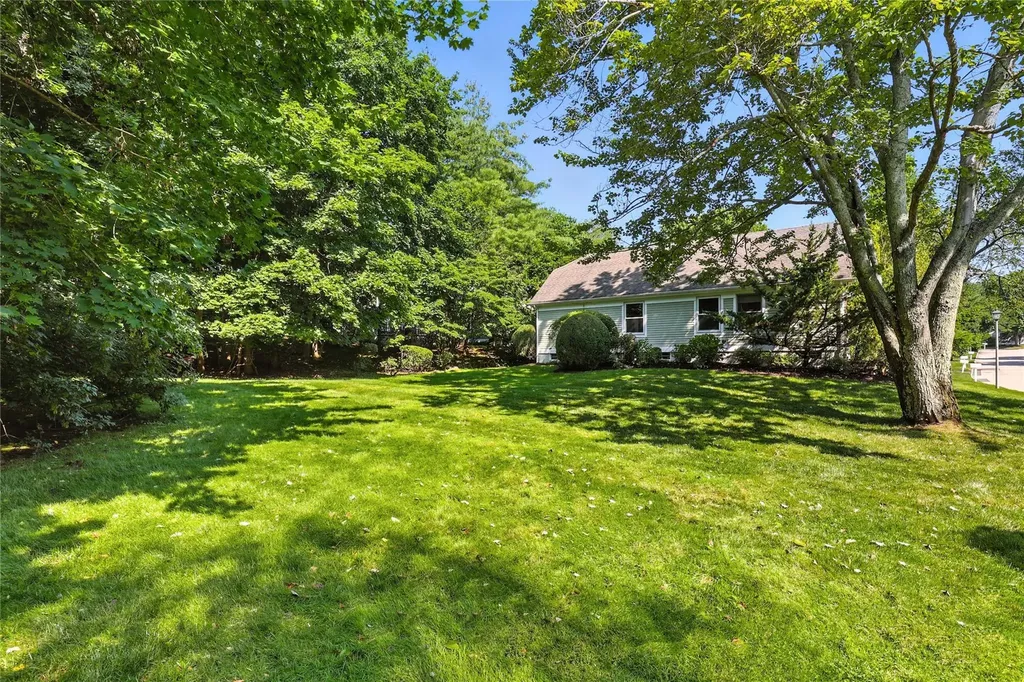 9 Glenbrooke Drive White Plains NY 10605