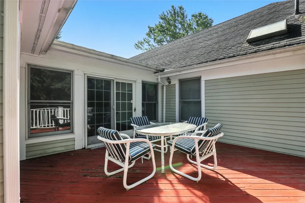 9 Glenbrooke Drive White Plains NY 10605