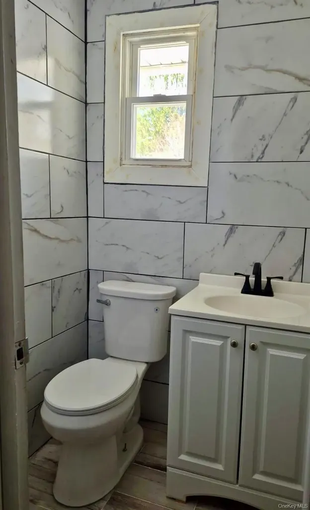 17 Hillside Place Fallsburg NY 12779