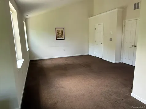 18 Pritchard Court Fishkill NY 12524