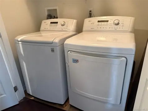 18 Pritchard Court Fishkill NY 12524