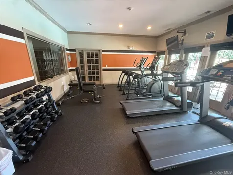 18 Pritchard Court Fishkill NY 12524