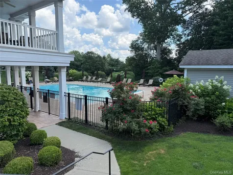 18 Pritchard Court Fishkill NY 12524