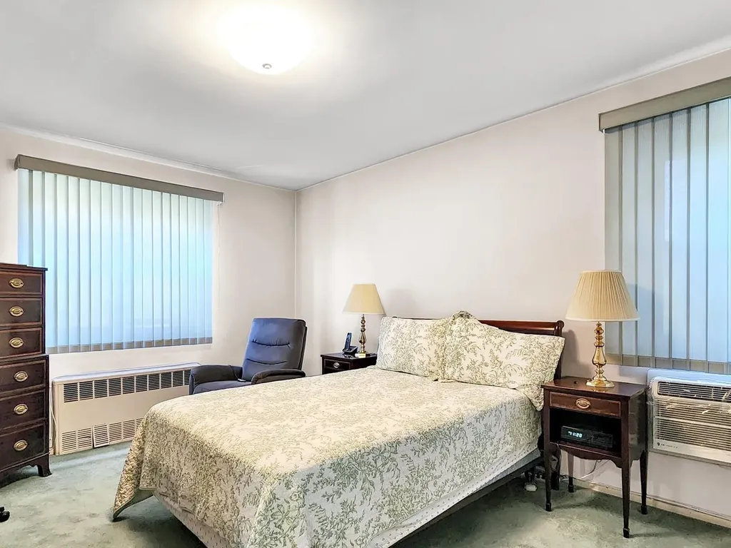 140-21 31st Road Flushing NY 11354
