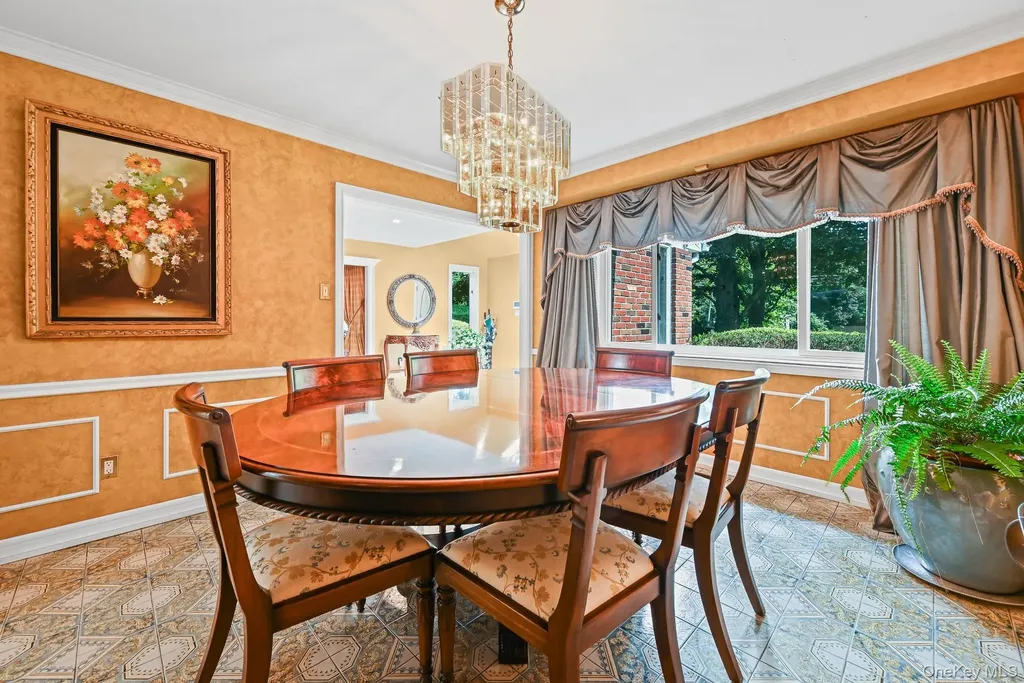 23 Pettit Drive Dix Hills NY 11746