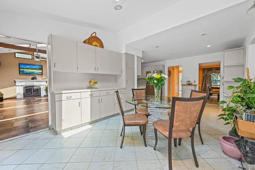 23 Pettit Drive Dix Hills NY 11746