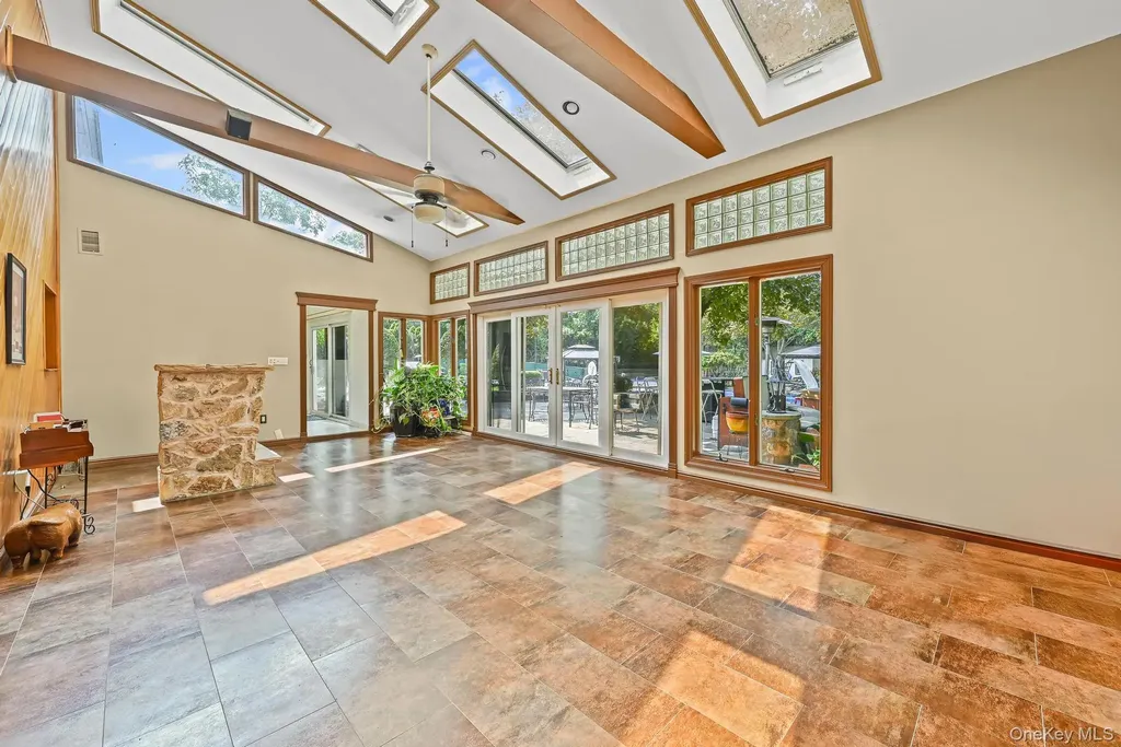 23 Pettit Drive Dix Hills NY 11746