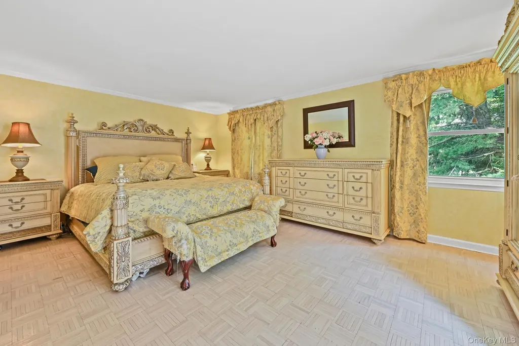 23 Pettit Drive Dix Hills NY 11746