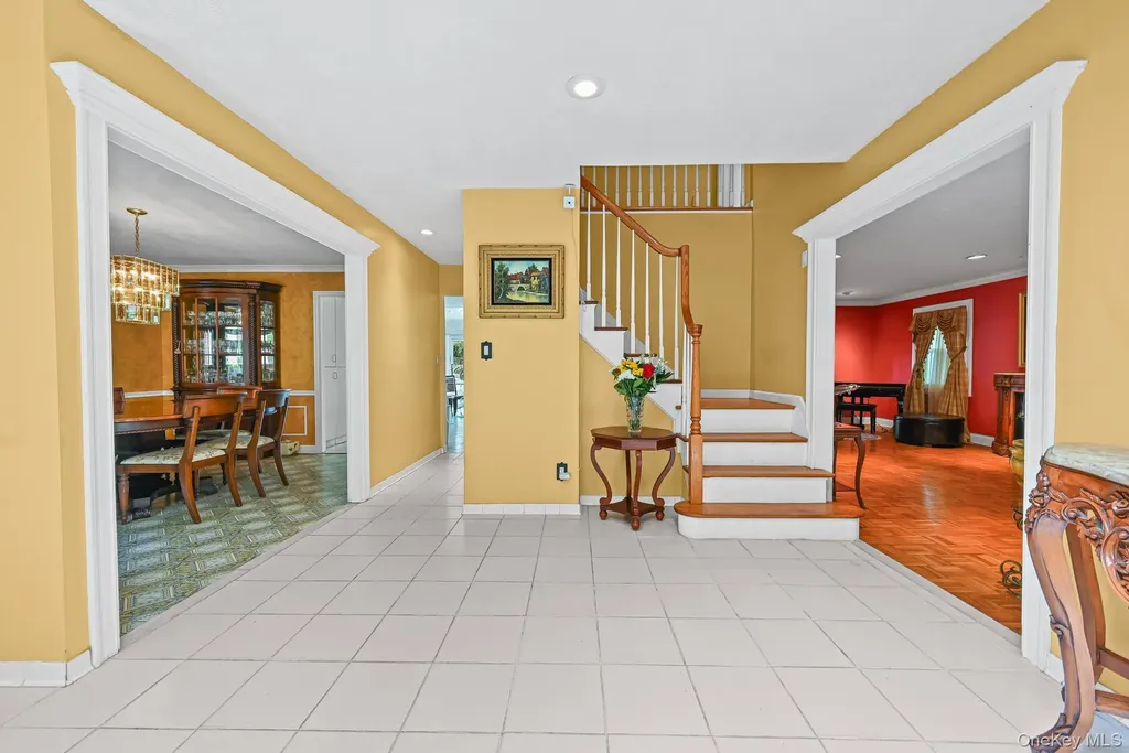 23 Pettit Drive Dix Hills NY 11746