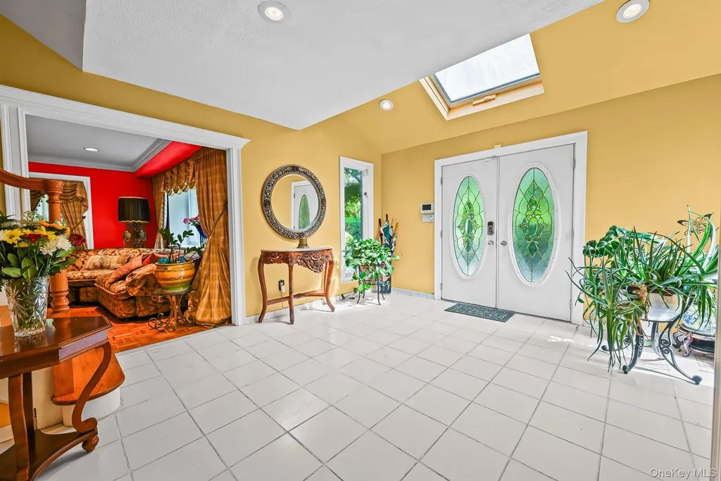 23 Pettit Drive Dix Hills NY 11746