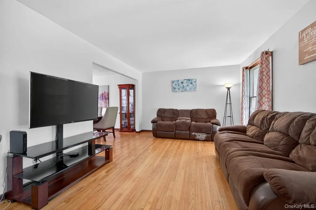 300 Estrada Road Central Valley NY 10917
