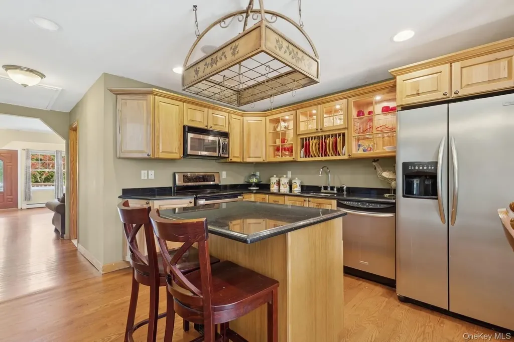 66 Lynbrook Drive Mastic Beach NY 11951