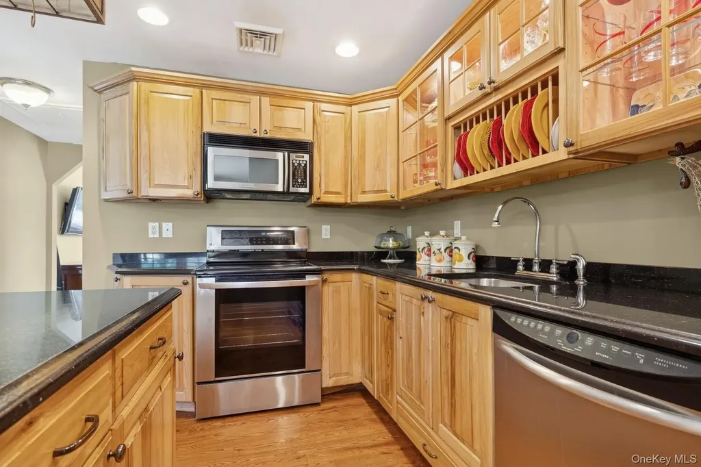 66 Lynbrook Drive Mastic Beach NY 11951