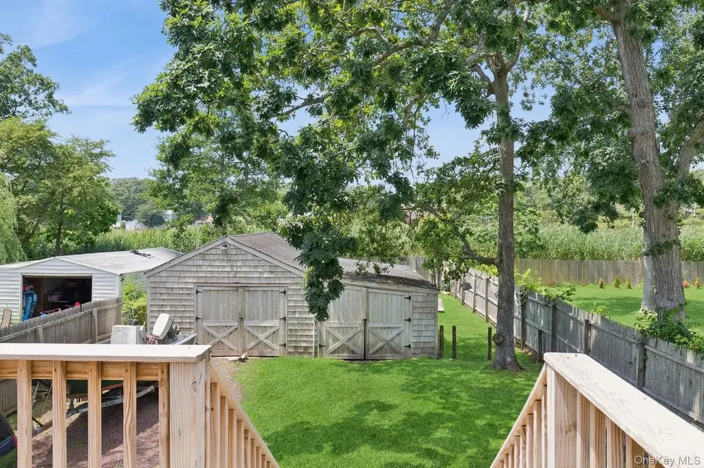 66 Lynbrook Drive Mastic Beach NY 11951