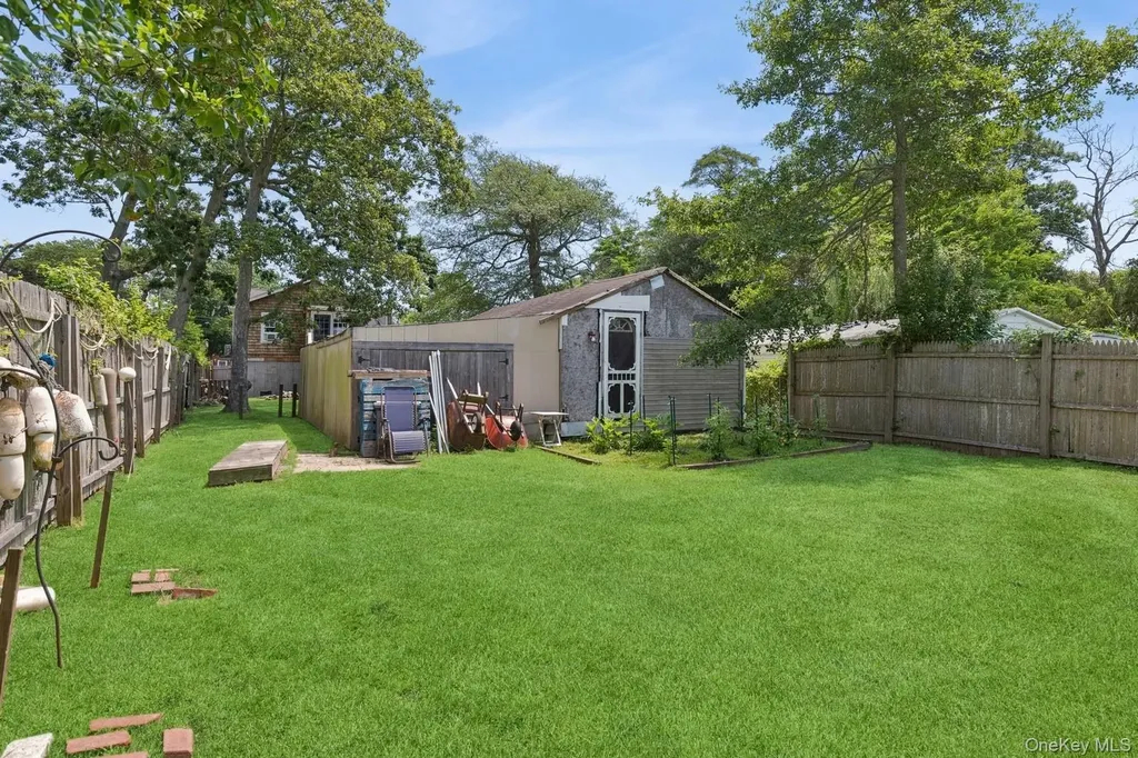 66 Lynbrook Drive Mastic Beach NY 11951