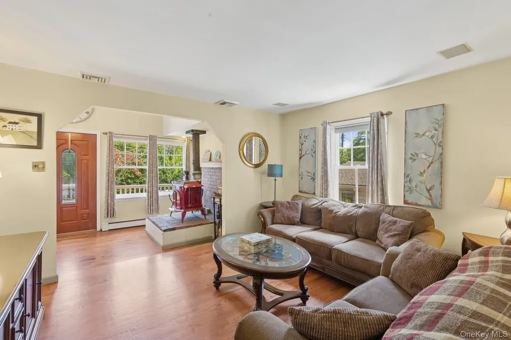 66 Lynbrook Drive Mastic Beach NY 11951