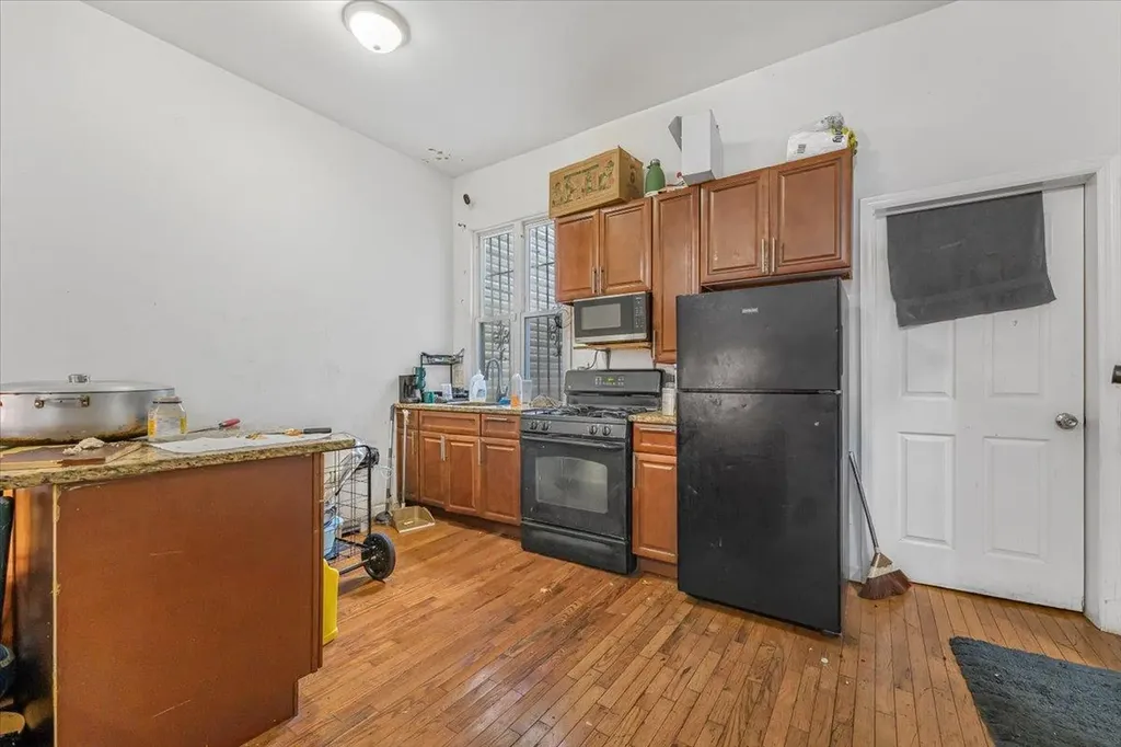 1047 Trinity Avenue Bronx NY 10456