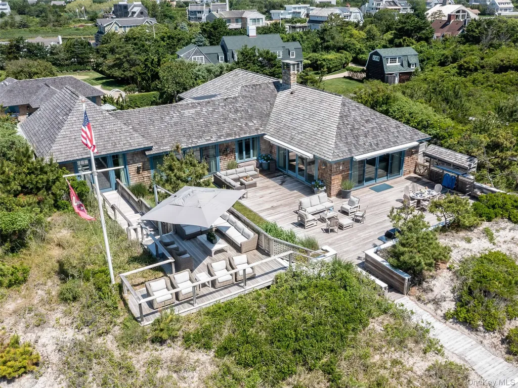 40 Dune Road Quogue NY 11959